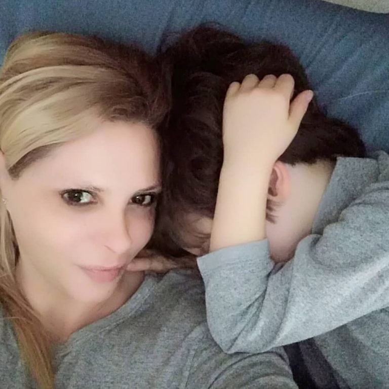 Fabiana Liuzzi con el pequeño Antonio Ventura.