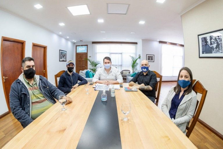 Joaquín Pereira asistió a la reunión junto a sus padres.