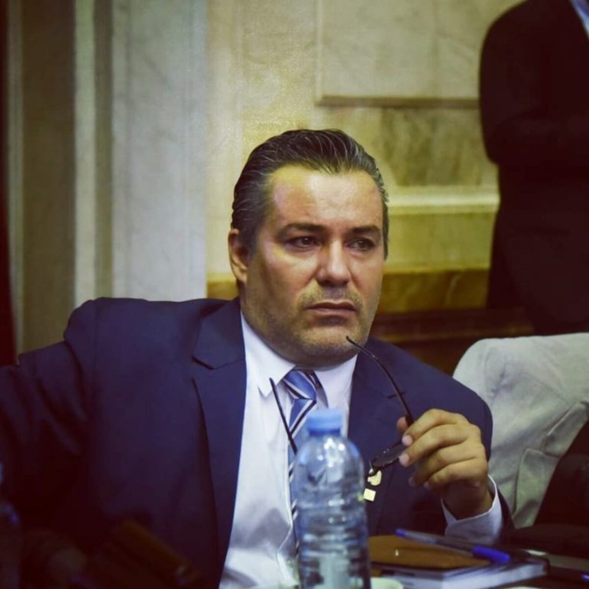 Denuncian a Juan Ameri por acoso sexual y la Justicia salteña lo desmiente