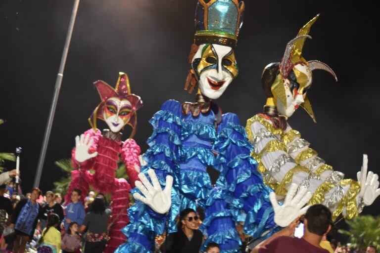 Carnavales en el Mar - Miramar de Ansenuza