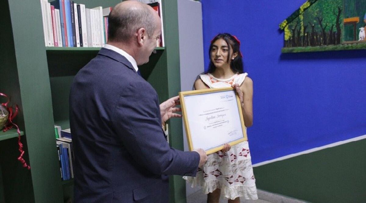 La bailarina Agostina Arreguez fue distinguida como Orgullo Tucumano