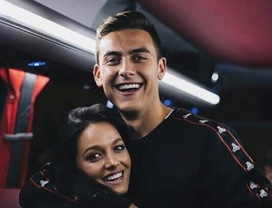 Oriana y Dybala