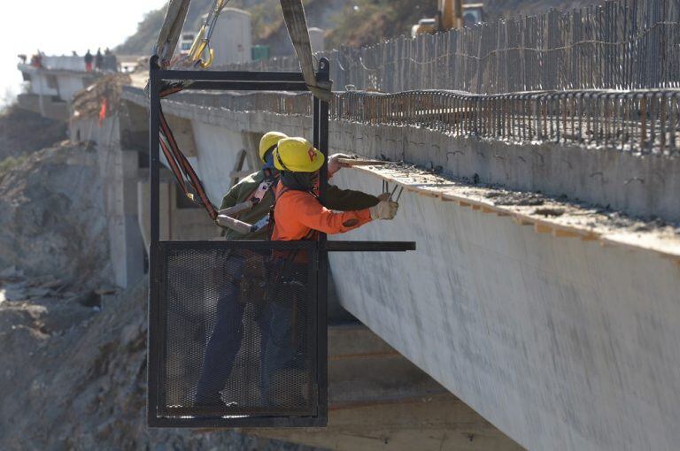 Obra en la Bajada de las Altas Cumbres