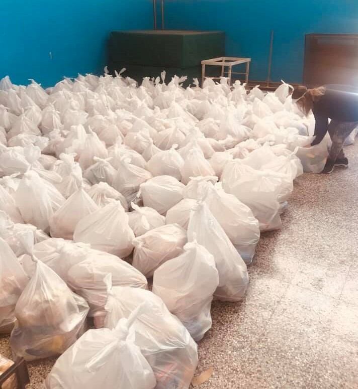 Entrega de bolsones alimentarios para escuelas en Punta Alta