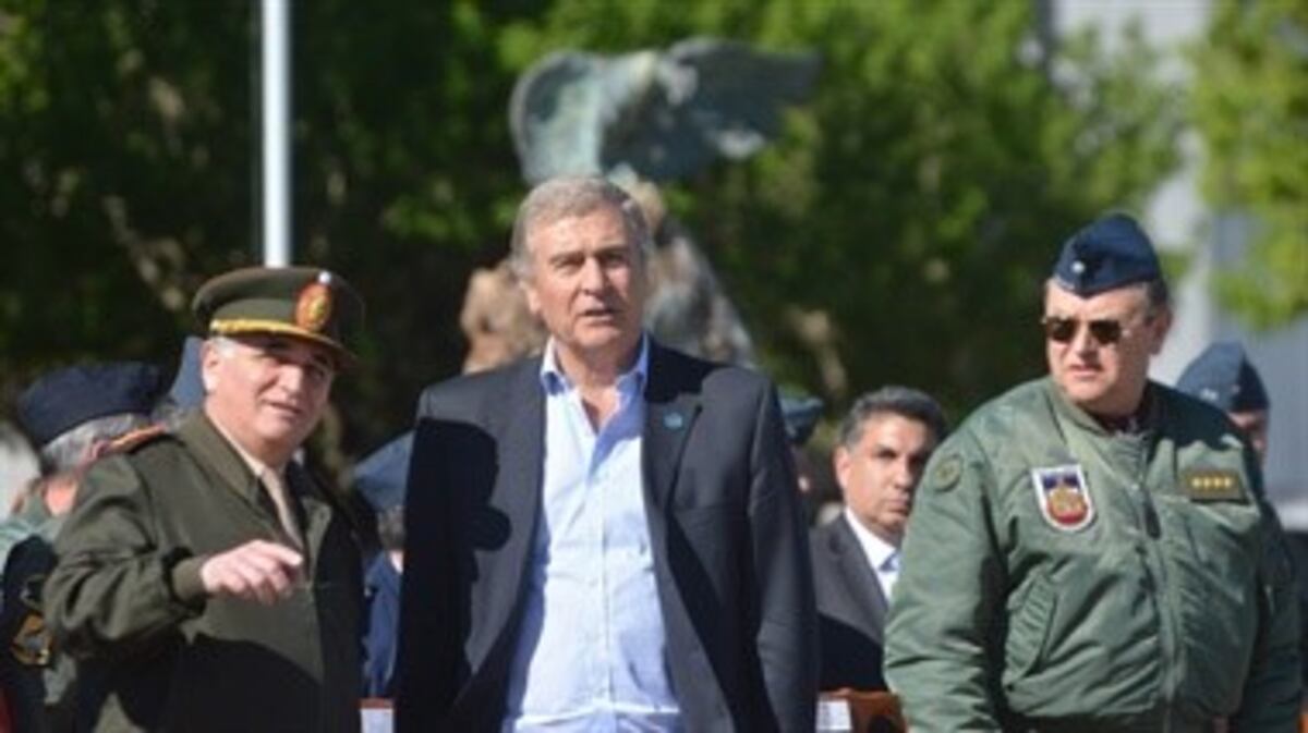 Los ejes del cambio en las Fuerzas Armadas: combate al narcotráfico y al terrorismo