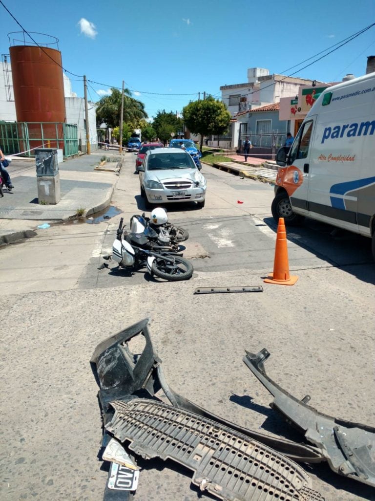 Violento choque en Barrio Maipú.