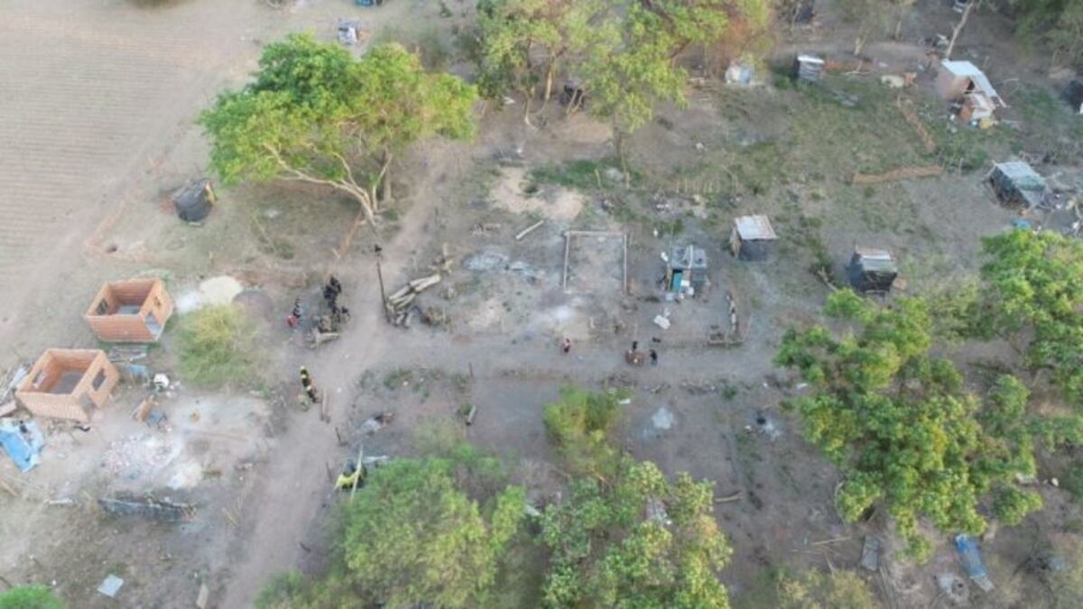 Toma de tierras en Resistencia: desalojan un predio privado usurpado por 40 familias
