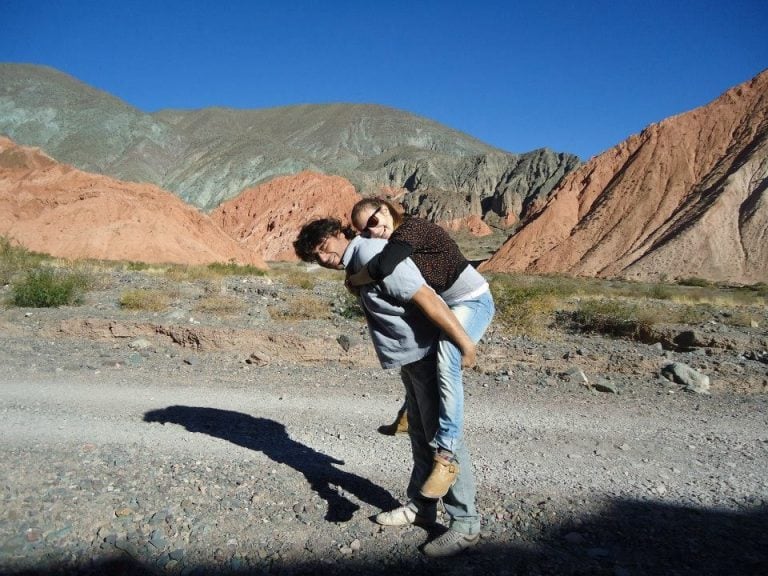 López era un ingeniero civil que hacía bastante tiempo se había mudado desde Rojas, Buenos Aires, hacia la ciudad de Córdoba. Lugar donde convivía con su pareja Laura Rampa y su pequeño hijo.