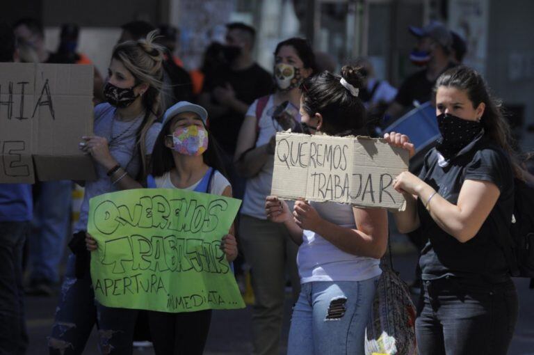 Manifestación trabajadores de Bingo Bahía