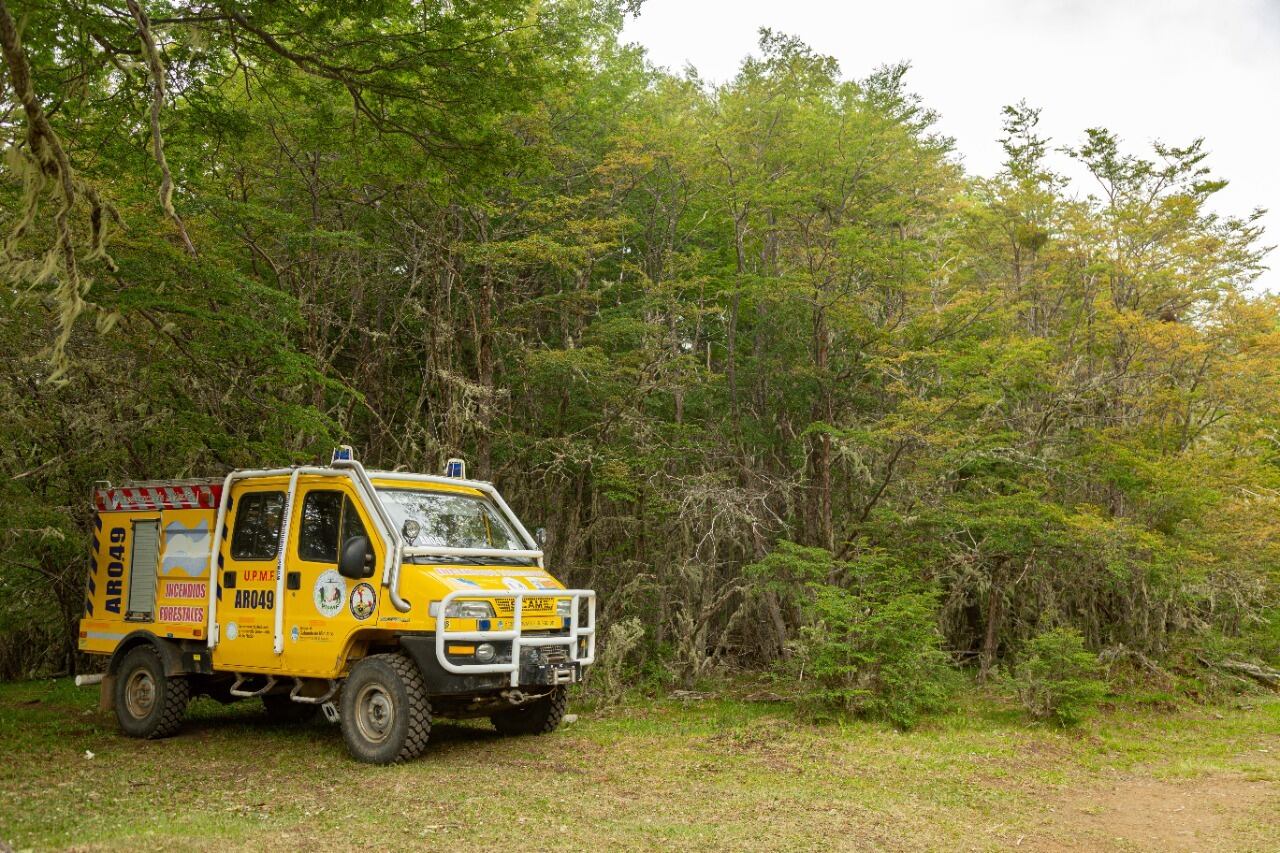 Suman brigadistas nacionales a la lucha contra el incendio en la Reserva Provincial