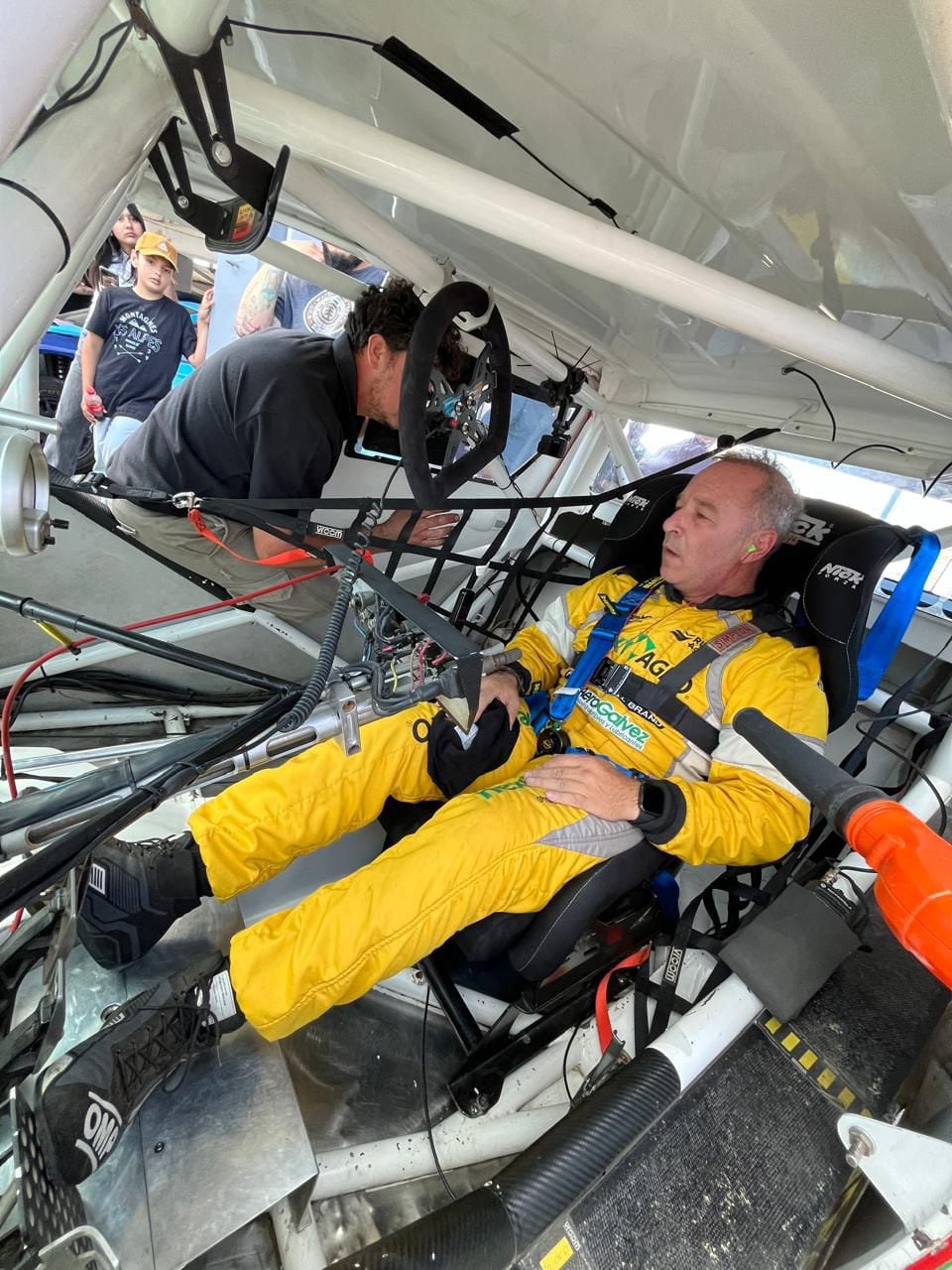 Baldo, en el habitáculo de la máquina del TC Pista Pickup.