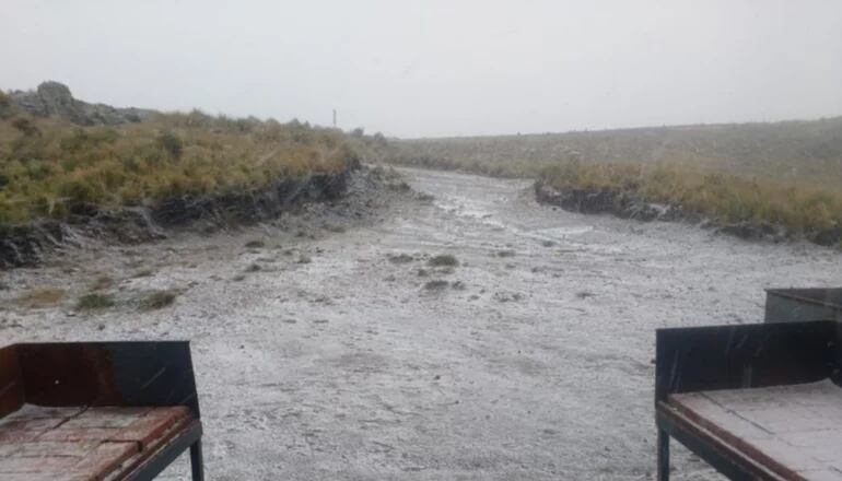 El agua se había helado gracias a las bajas temperaturas.