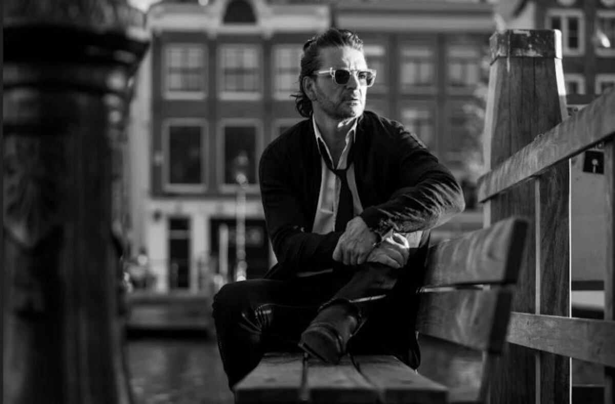 "Mamás de Moisés": la experiencia del cordobés que produjo en el nuevo videoclip de Arjona