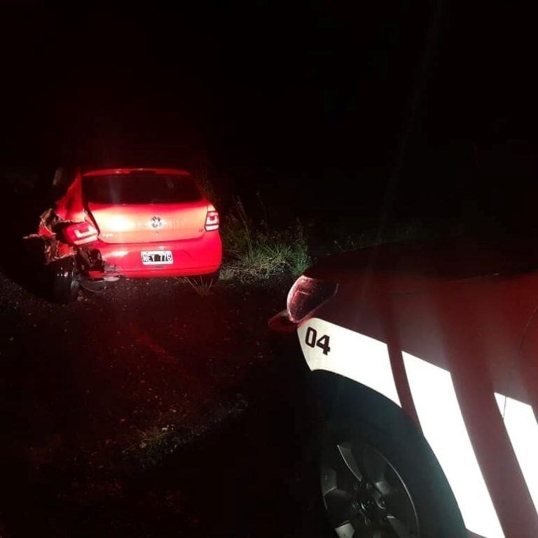 El único ocupante del automóvil resultó ileso del siniestro.(Foto: Bomberos de Icho Cruz).