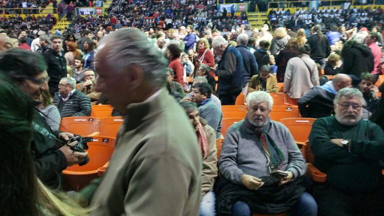 Alberto Fernández cierra su campaña en Córdoba en un acto en el Orfeo.