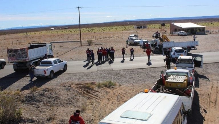 Mineros cortan Ruta 22 Neuquén