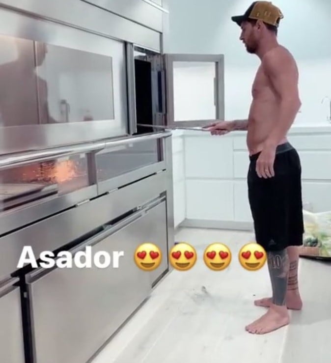 Messi y su imponente parrilla da que hablar en las redes.(Instagram/antonelaroccuzzo)