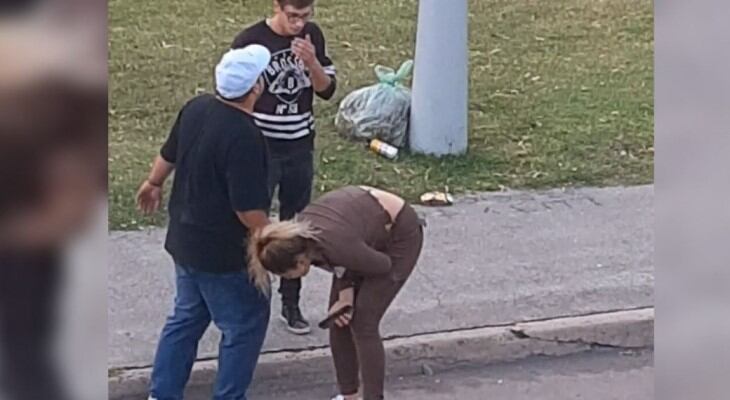 La joven herida tras recibir el disparo de bala de goma. (Foto: Verte.tv)