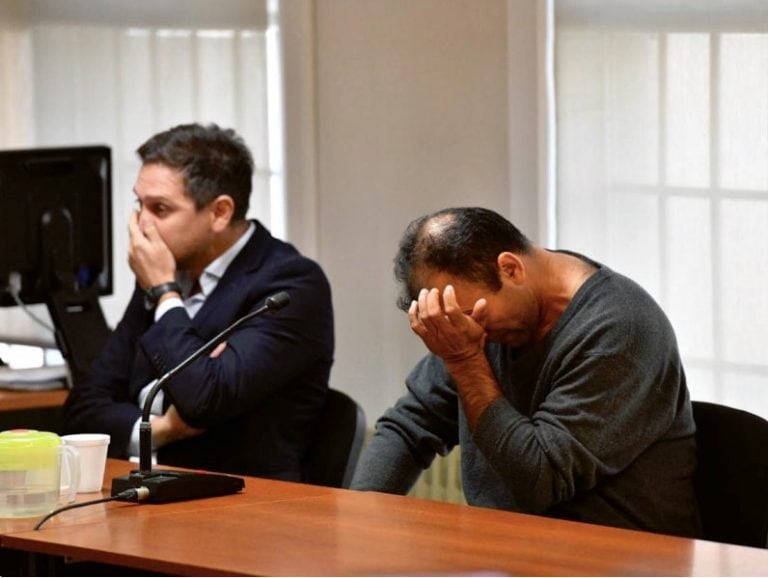 El imputado lloró en la audiencia.