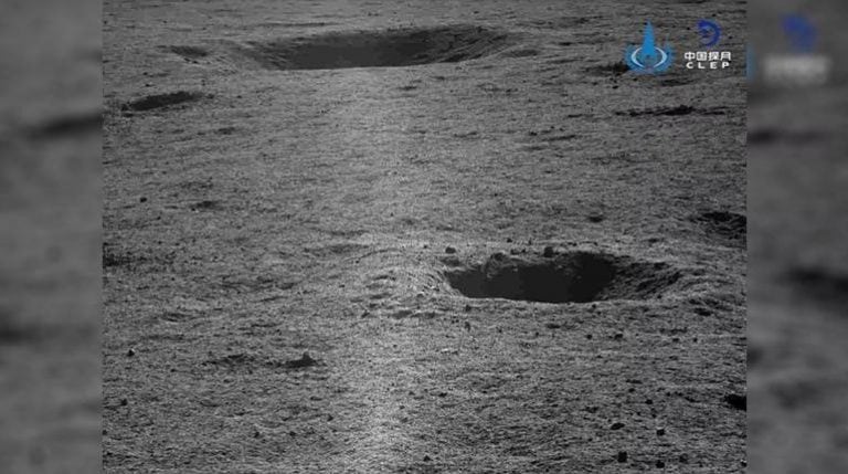 Una de las imágenes de la Luna. (Foto: AENC)