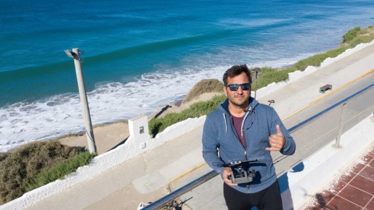 Sebastián Leal, fotógrafo que tomó las imágenes que se viralizaron a través de redes sociales (Río Negro).