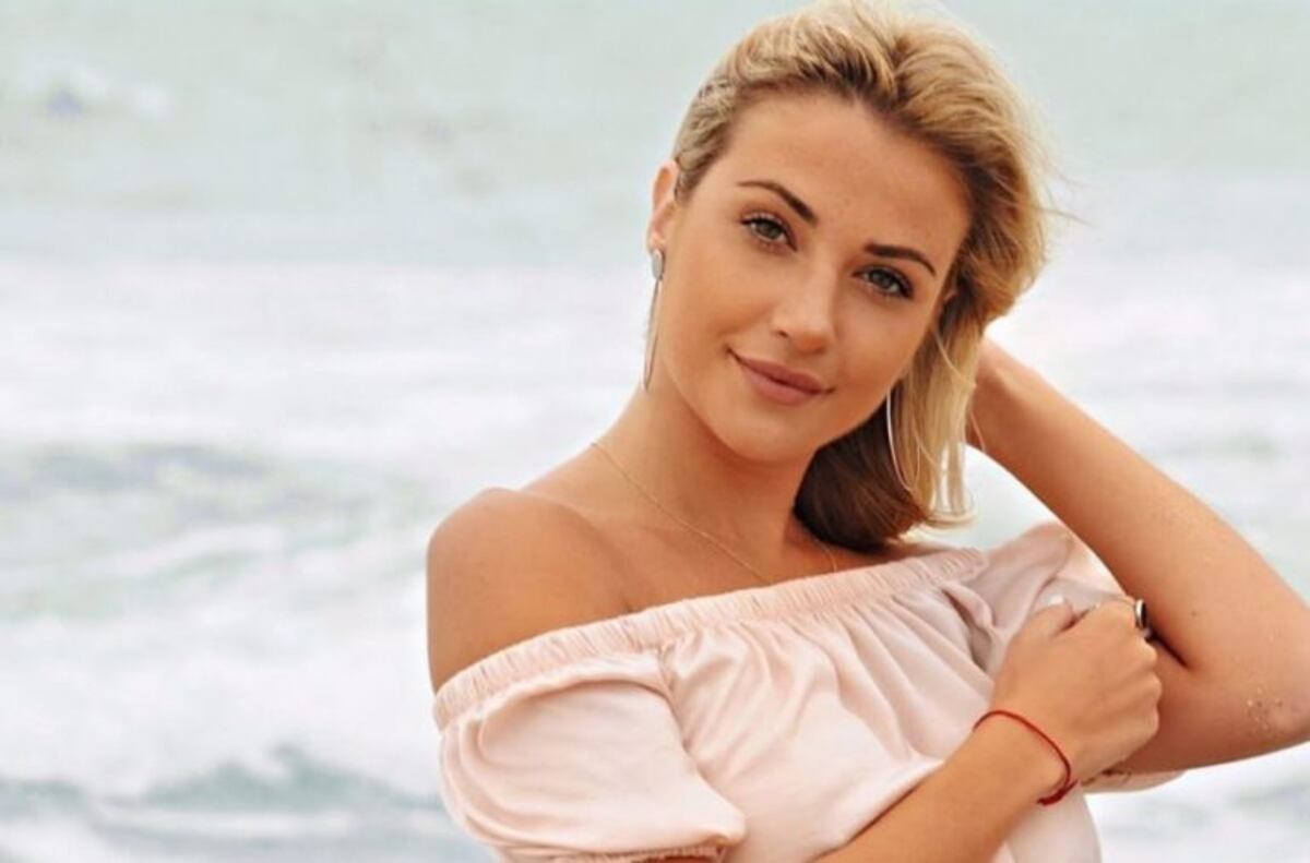 Bianca Iovenitti, la ex de Fede Bal, deslumbró a sus seguidores con una bikini floreada