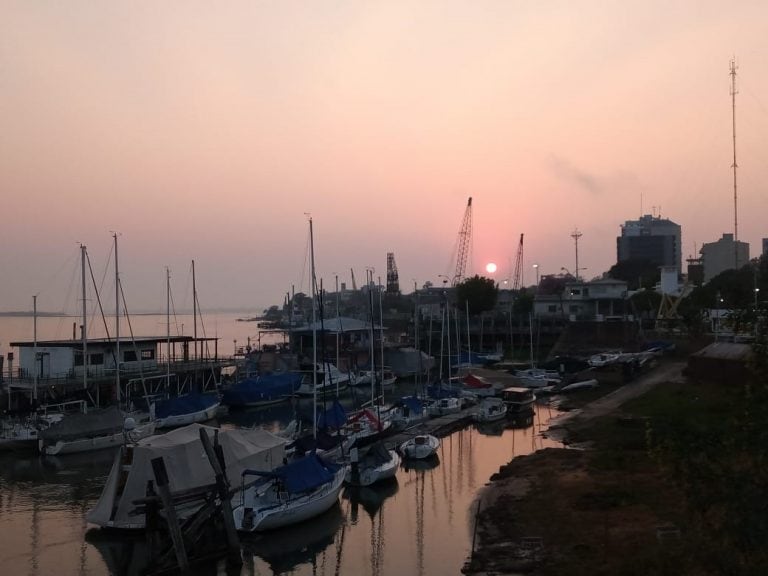 Cielo parcialmente nublado en Corrientes.