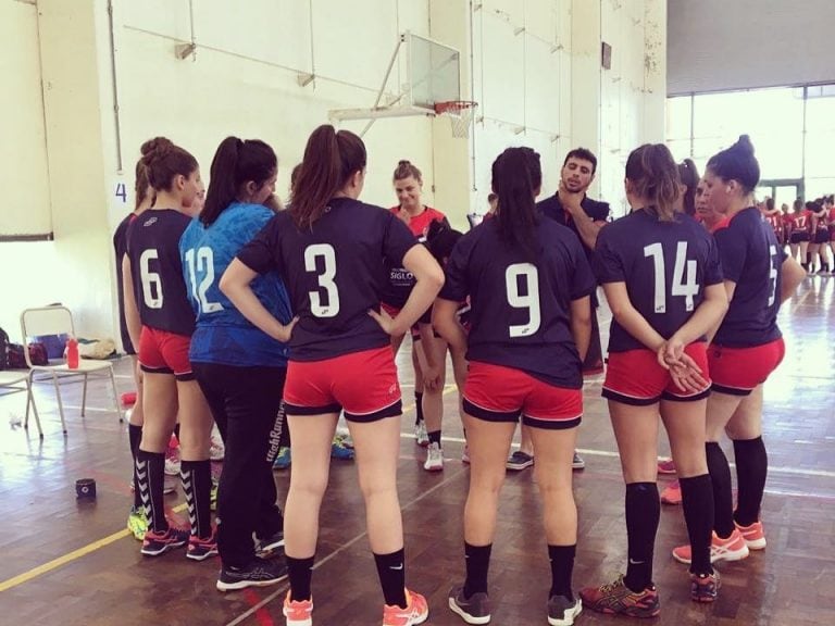 La Liga de Honor Femenina ganó superó a su rival en la cancha del IPEF.