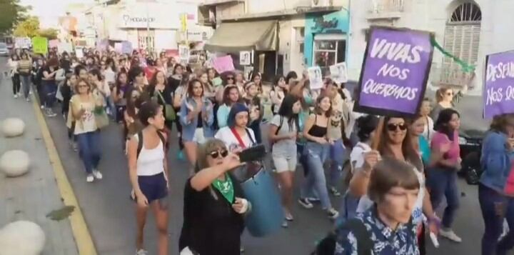 Marcha 8M en Punta Alta