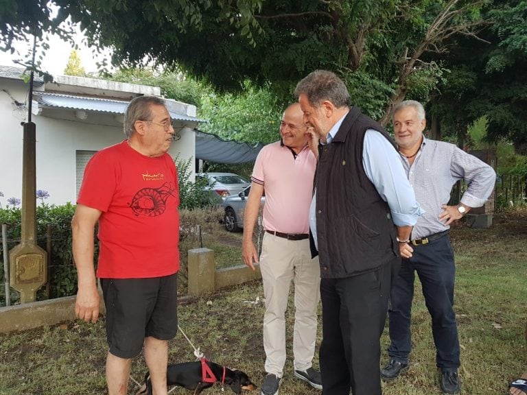 Estuvo presente el Ministro de Ciencia y Tecnología Jorge Elustondo, quien dialogó con los vecinos y turistas