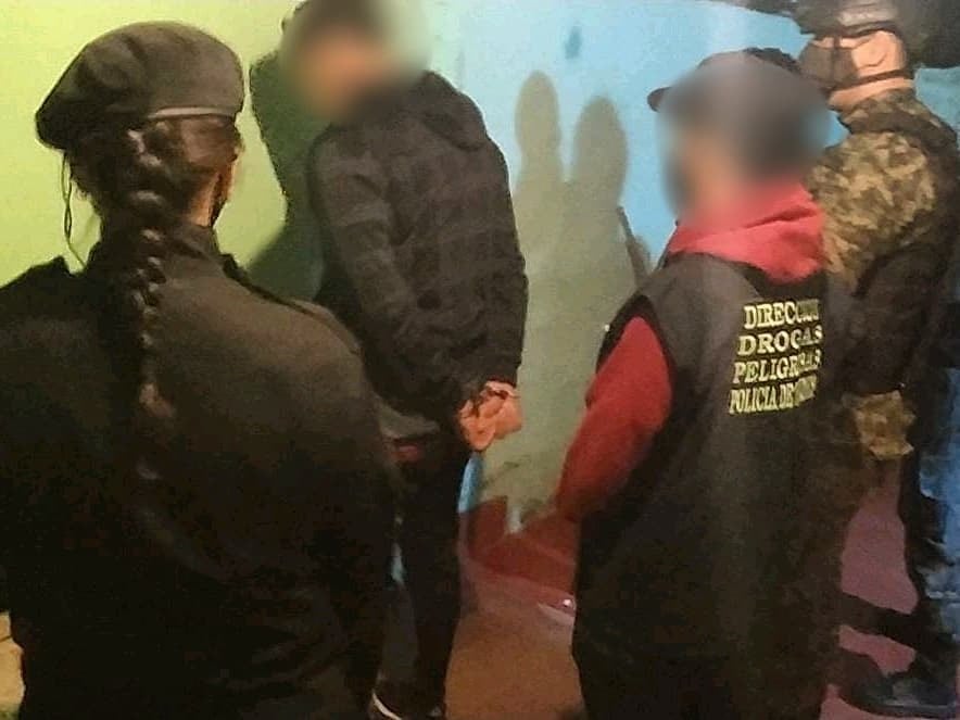 Los allanamientos se realizaron en dos viviendas situadas en el barrio San Gerardo y en la chacra 140.