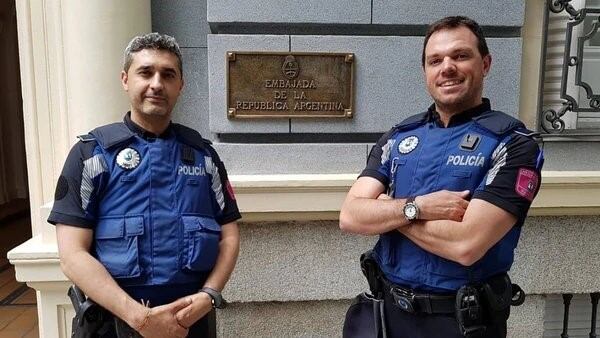 El policía que encontró las entradas de los argentinos.