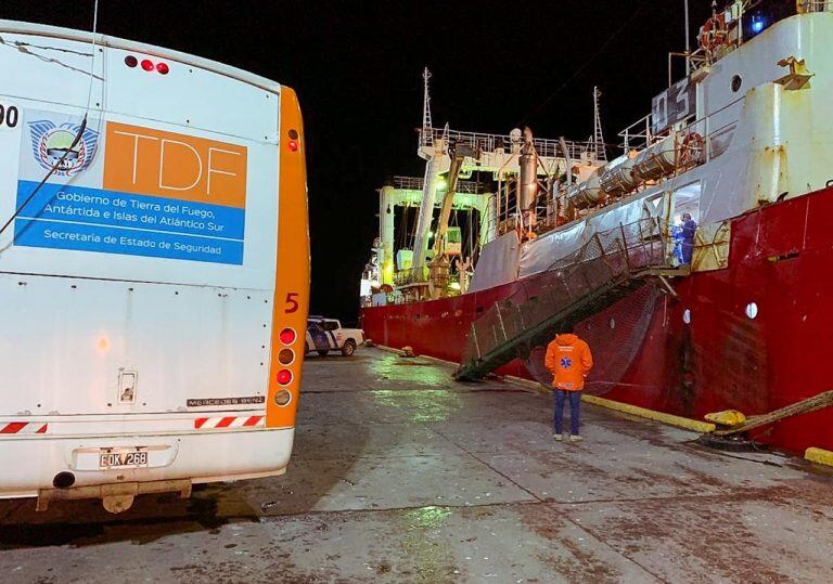 Tripulación buque pesquero Echizen Maru quedará a bordo hasta que no se registren casos positivos.