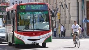 Colectivos modificarán su recorrido por una masiva concentración de grupos pro vida en Plaza Rivadavia