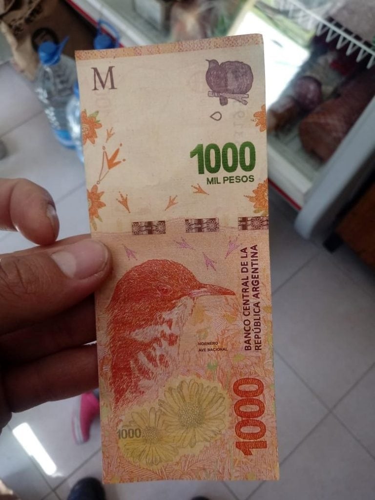 Billete de $1000 falso