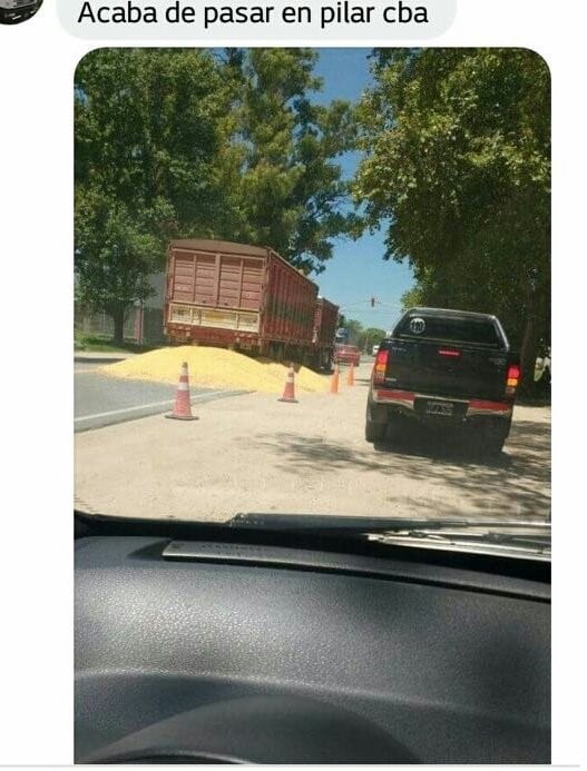 Por el paro de cereales, denuncian ataques a camioneros.