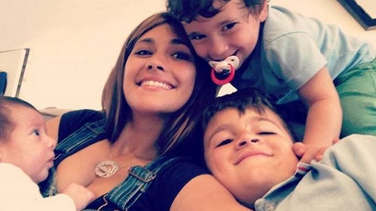 Antonela Roccuzzo y sus tiernas historias de Instagram junto a sus hijos\u002E