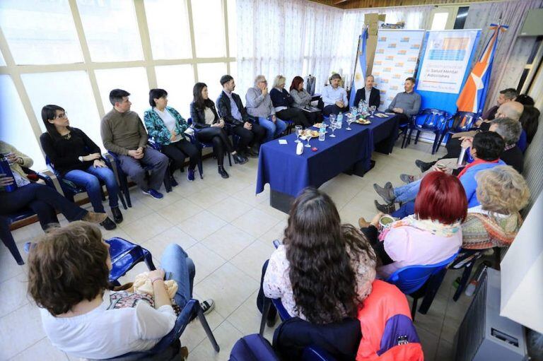 Pan American y SEDRONAR capacitarán a líderes
deportivos locales.