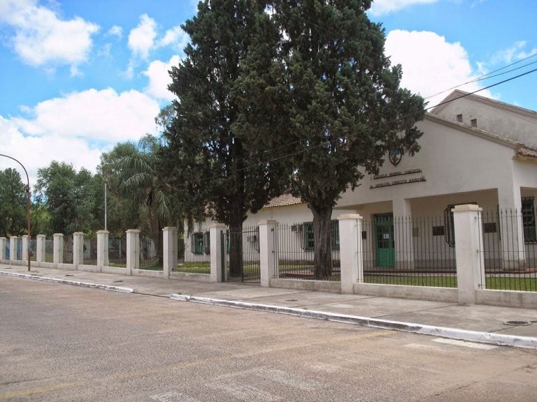 Escuela Normal Superior "Dr. Hipólito Ernesto Baibiene", Santa Lucía, Corrientes.