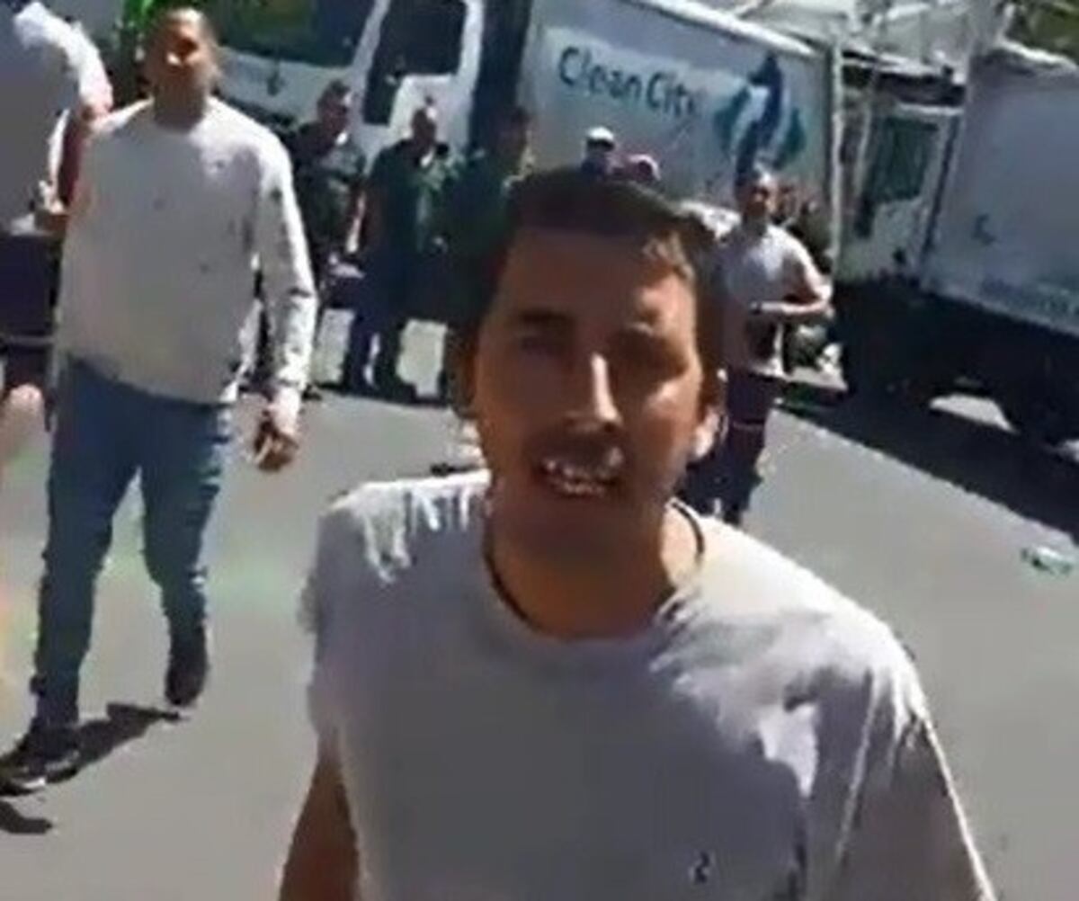 Se entregó el hombre que le dio un botellazo al vecino que lo filmó durante una protesta de recolectores