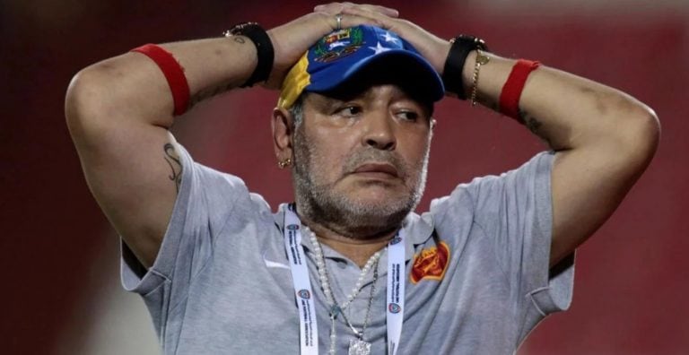 Diego Armando Maradona disparó contra Tapia "no tiene ni puta idea" (Foto: web)