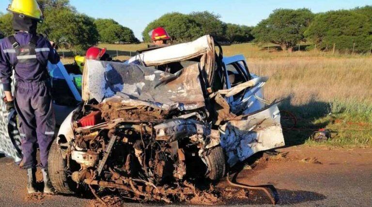 Fallecieron tres de las cinco personas que iban en el Vectra y las dos del Sandero (Infopico)