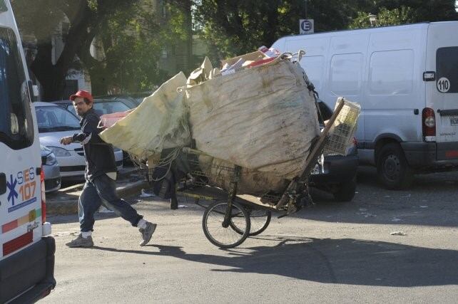 Los cartoneros ya son más de 3.000 en Rosario