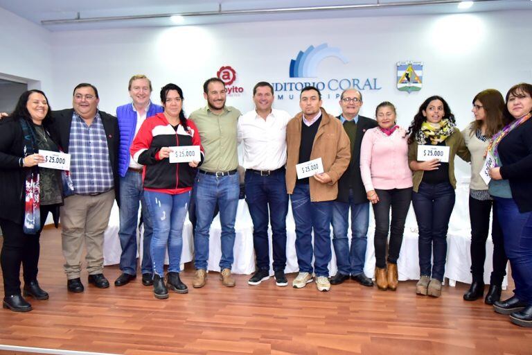 Entrega de subsidios a instituciones en Arroyito