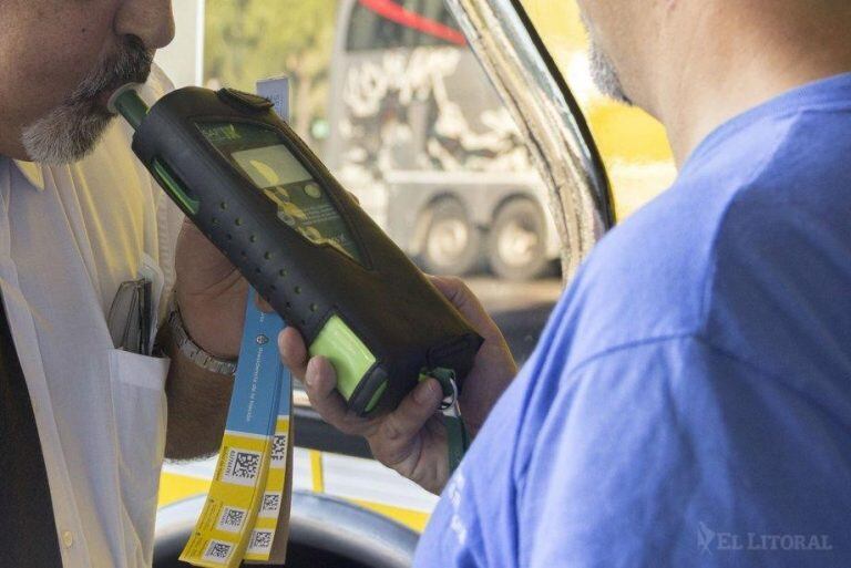 Control de alcoholemia en la terminal de Corrientes