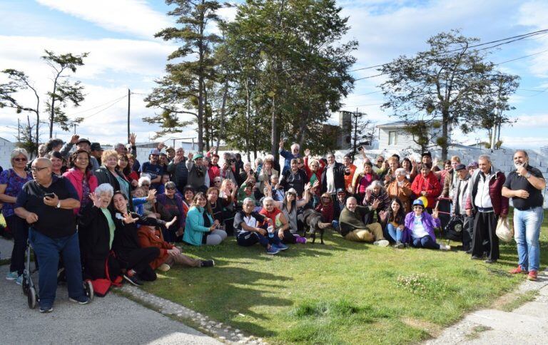 Primer encuentro provincial de adultos mayores en Tolhuin