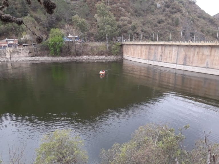 Su auto fue encontrado en inmediaciones del Dique San Roque.