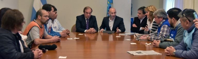 Reunión de los gremios y representantes del Gobierno (Foto: Diario Jornada).