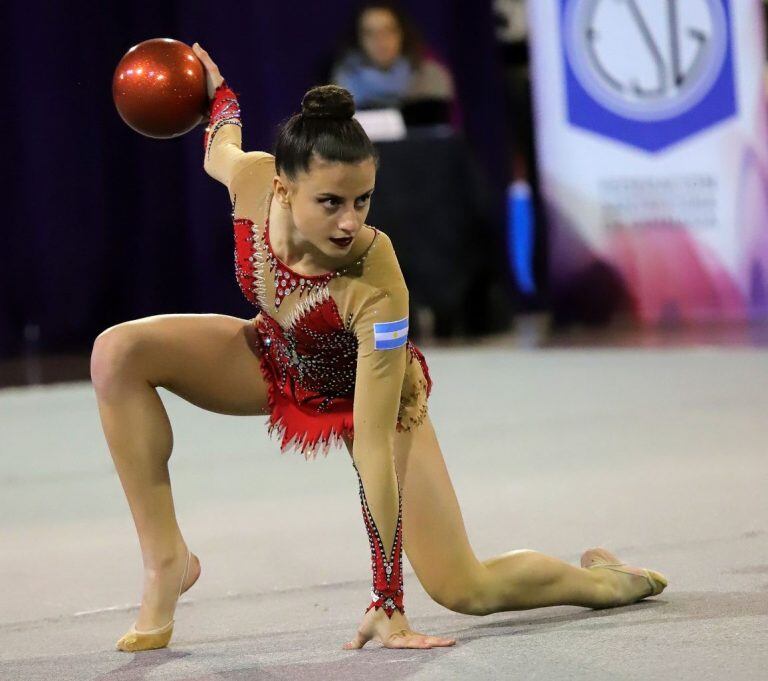 Celeste D'Arcángelo, representante en gimnasia rítmica.