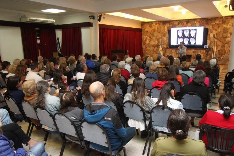 Conferencias por la semana internacional del cerebro